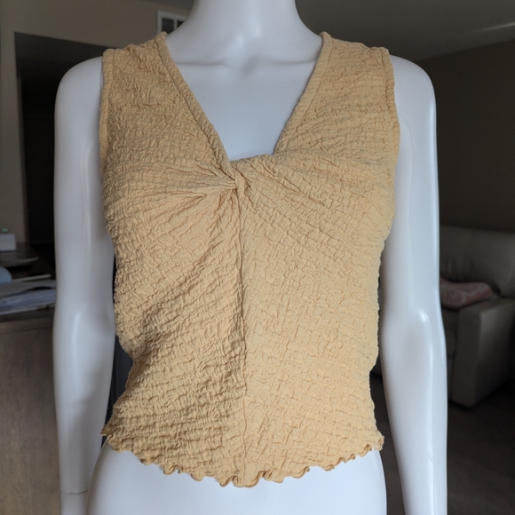 Madewell Popcorn-Knit Twist-Front Sleeveless Top - Picture 4 of 8